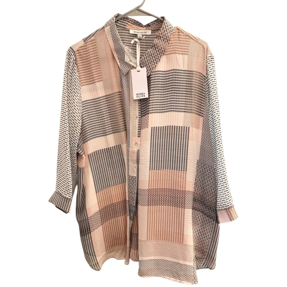 Rose + Olive 2X. NWOT Abstract Career Work Button Up Blouse